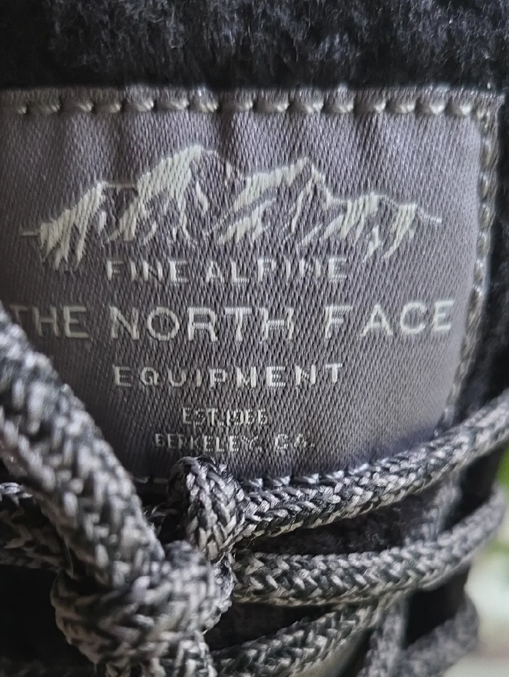 The North Face Shellista II Size 6